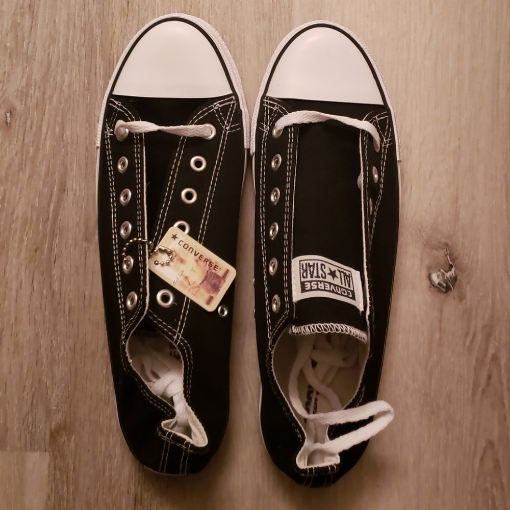 Mens size 9.5 black Converse